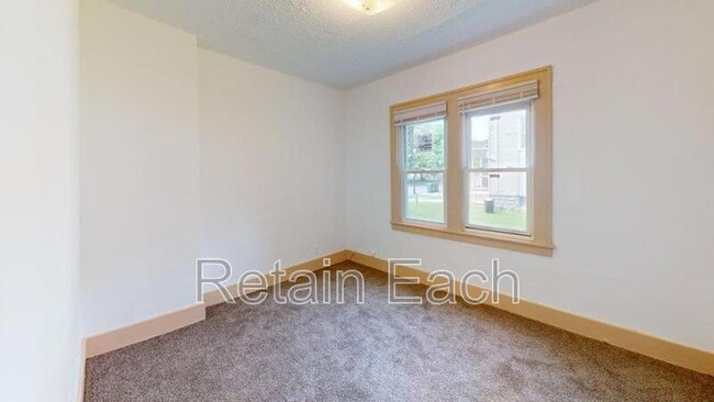 Building Photo - 76 Ave A