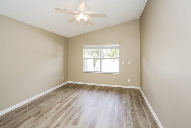 Building Photo - 5262 NW 55th Terrace