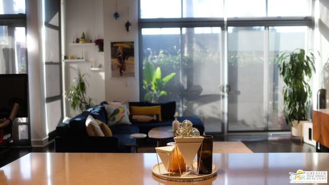 Building Photo - 13320 Beach Ave