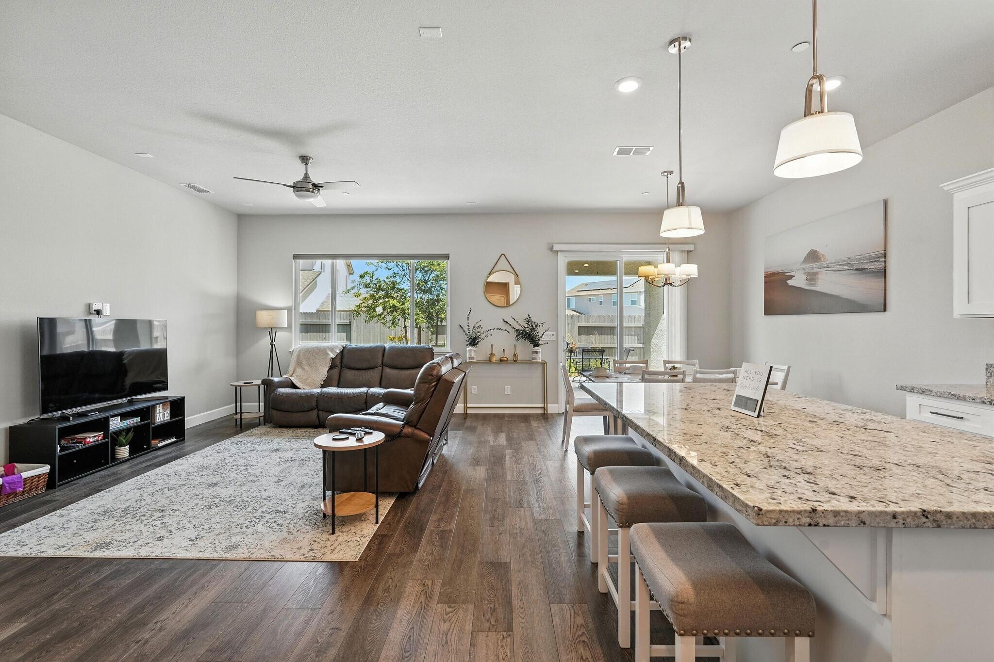 Building Photo - 5049 Cardero Way