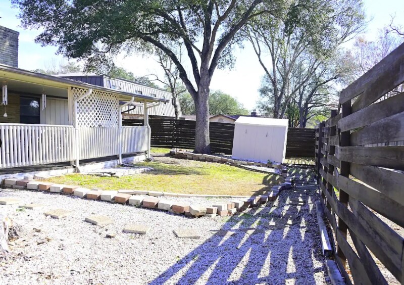 Building Photo - 611 Balboa Dr