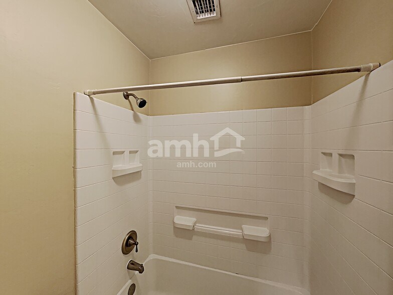 Building Photo - 10808 S Alley Mountain Dr