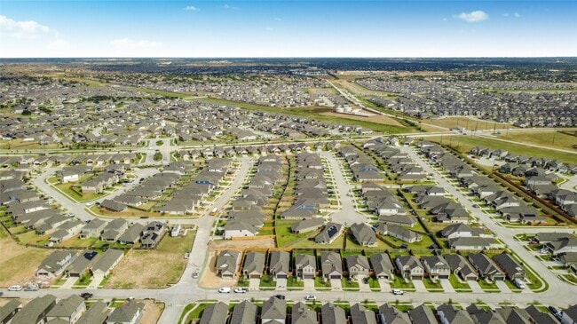 Building Photo - 8046 Kay Hbr Dr