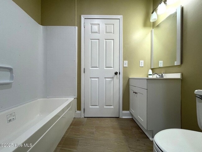 Building Photo - 188 Shady Grove Rd