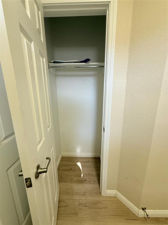 Building Photo - 129 Essex Ln