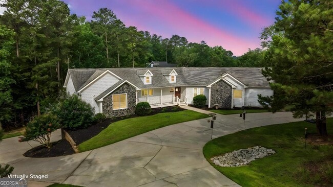 Building Photo - 1060 Old Rock Rd