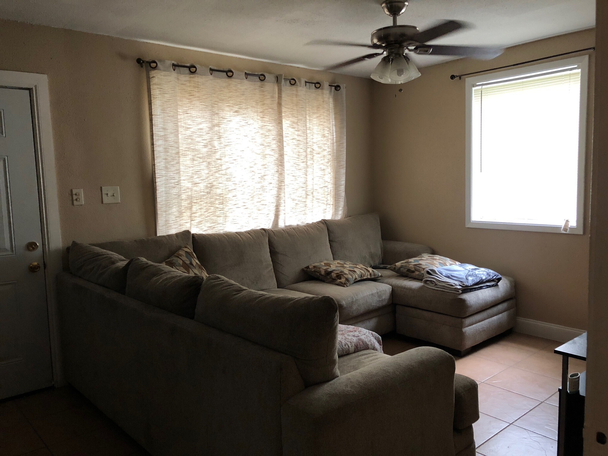 Building Photo - 2110 Willow St