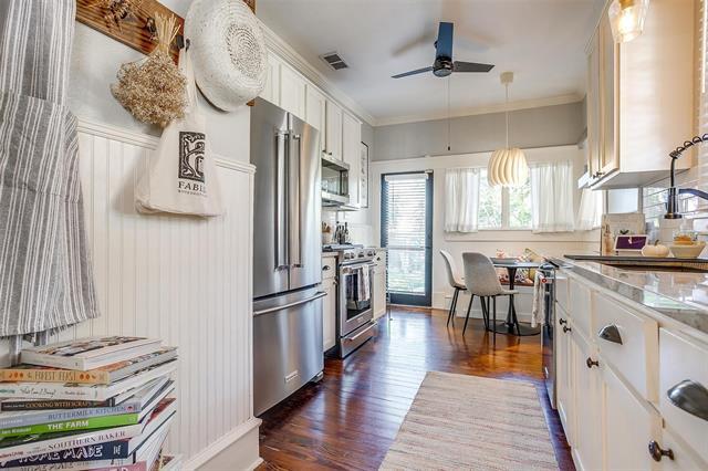 Building Photo - 2116 Hurley Ave