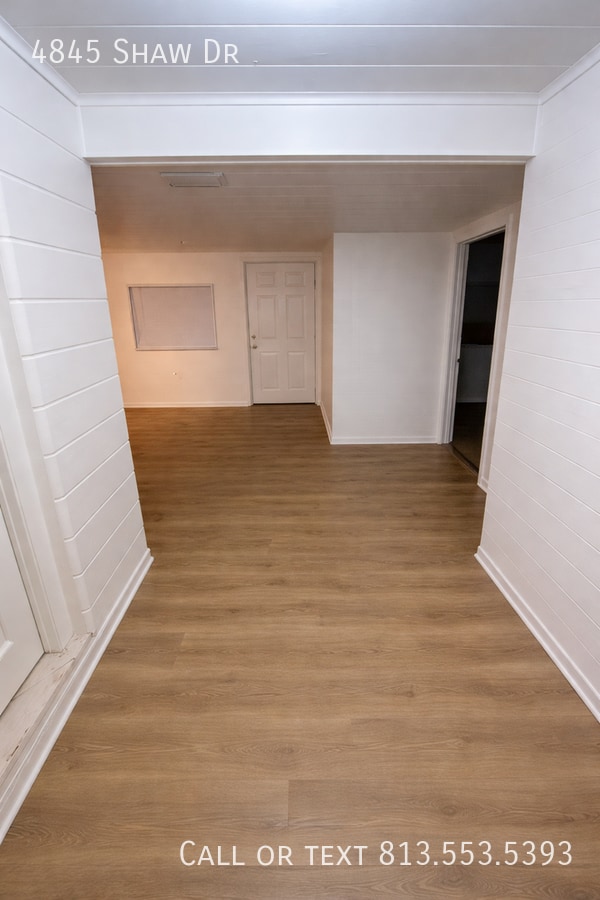 Building Photo - 4845 Shaw Dr