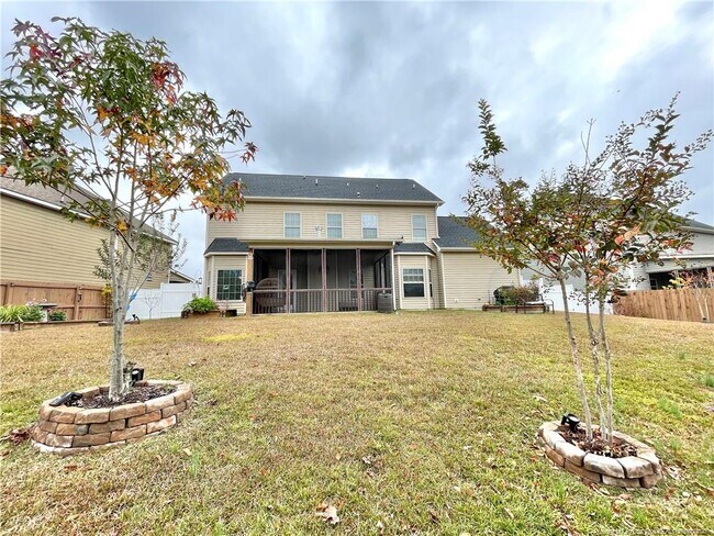 Building Photo - 82 Revolutionary Rd