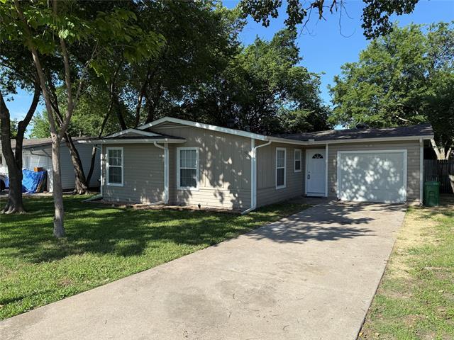Building Photo - 303 Ridgefield Cir