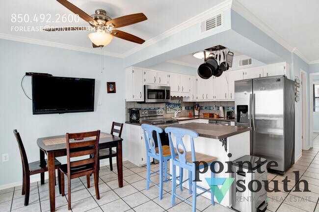 Building Photo - 554 E Beach Blvd