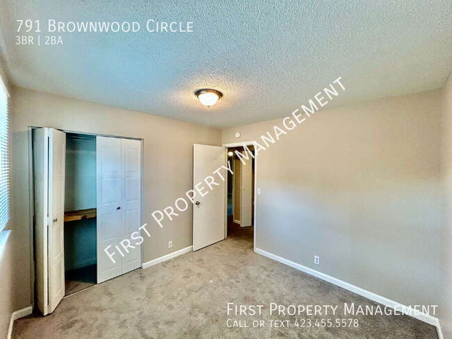 Building Photo - 791 Brownwood Cir