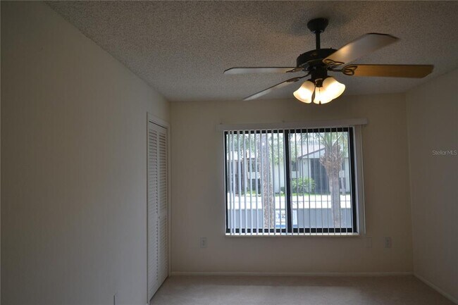 Building Photo - 329 Moorings Cove Dr