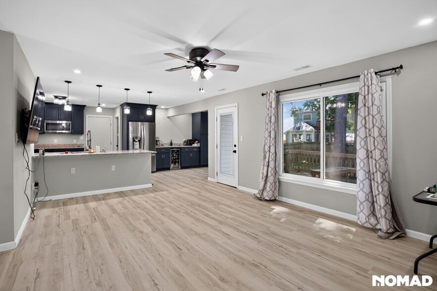 Building Photo - 1620 Winthrope Dr
