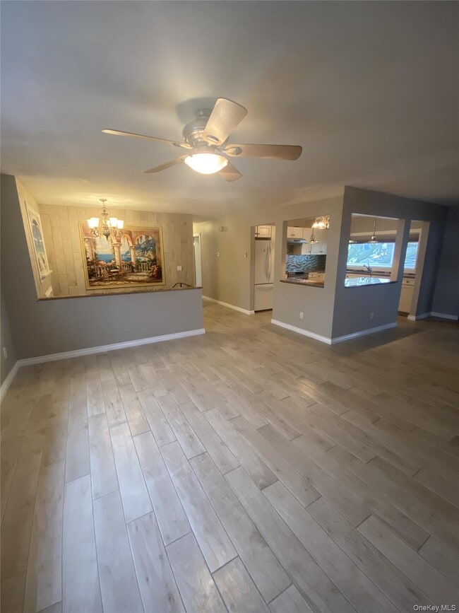 Building Photo - 415 West Dr