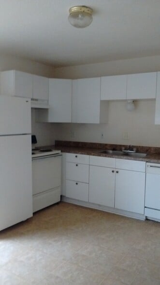 Building Photo - 1106 Verde Dr