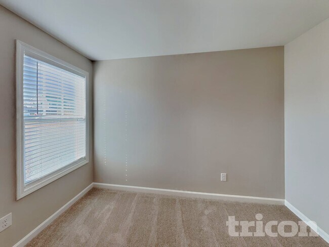 Building Photo - 113 Cornfield Ln