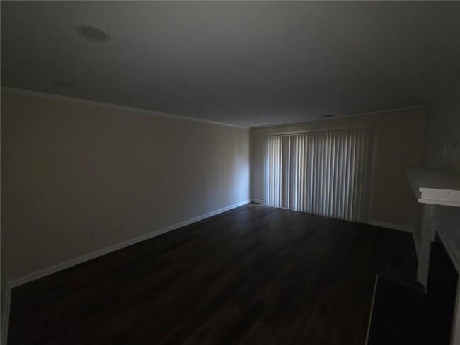 Building Photo - 76 Willowick Dr
