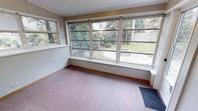 Building Photo - 1205 Miller Ave