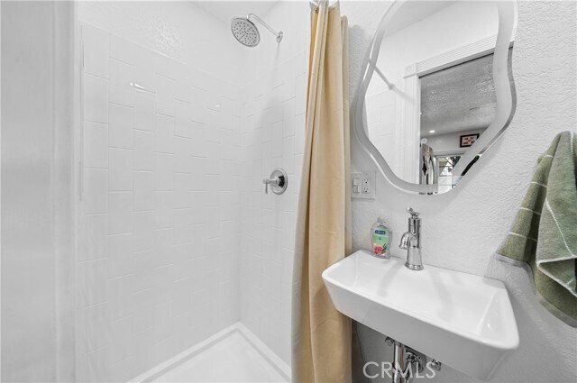 Building Photo - 26701 Quail Creek