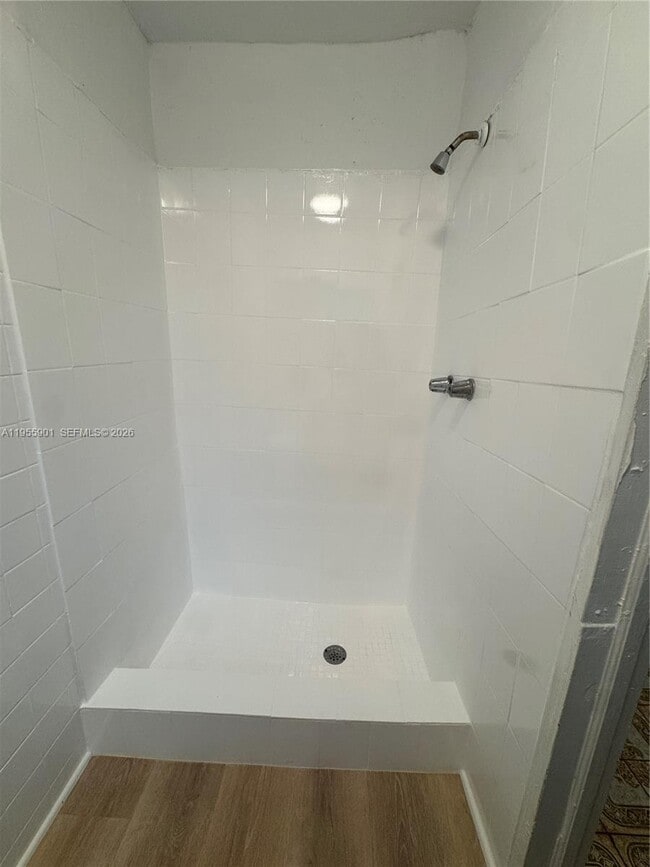 Building Photo - 3690 SW 14th St