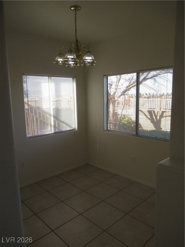 Building Photo - 1050 E Cactus Ave