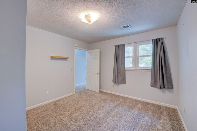 Building Photo - 106 Huntcliff Dr