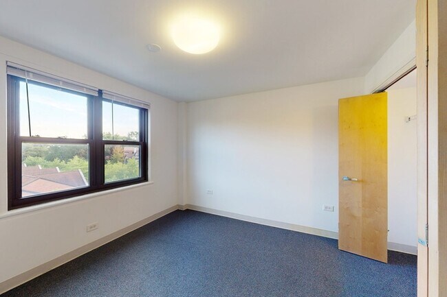 Floorplan - 1400 E. 57th Street
