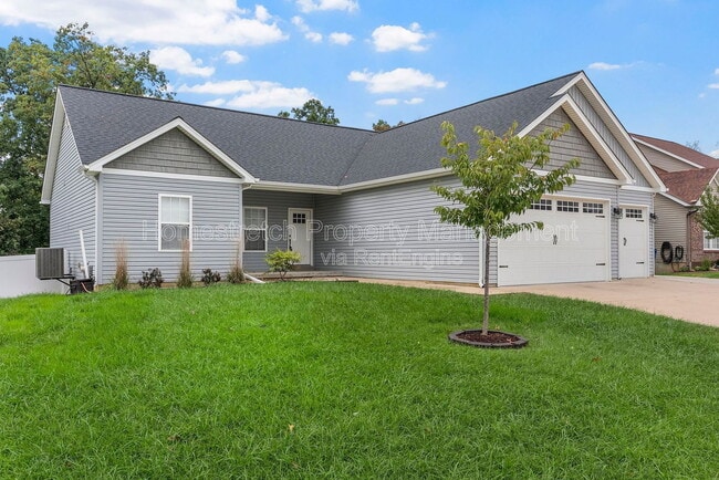 Building Photo - 31873 Tea Olive Dr