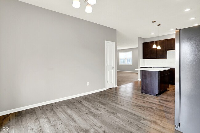 Building Photo - 2792 Maricopa Blvd