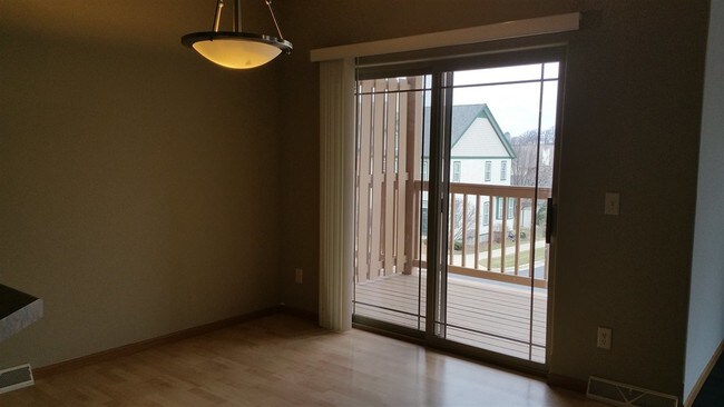 Building Photo - 8035 Starr Grass Dr
