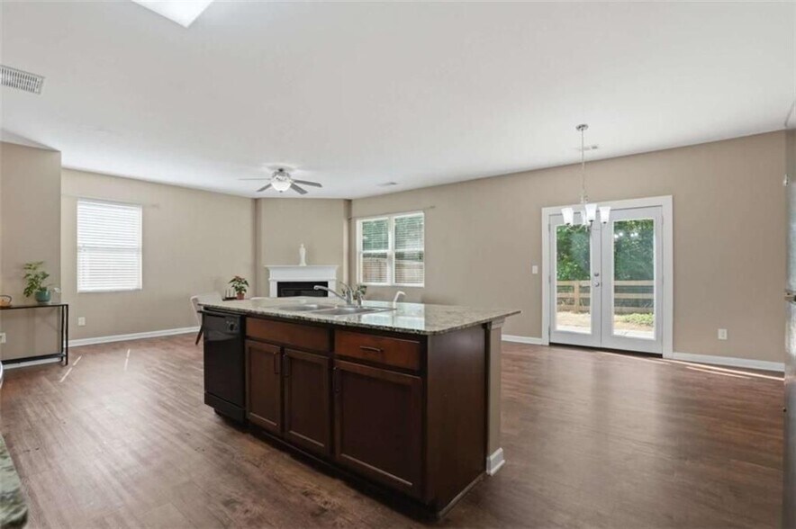 Building Photo - 514 Altama Way