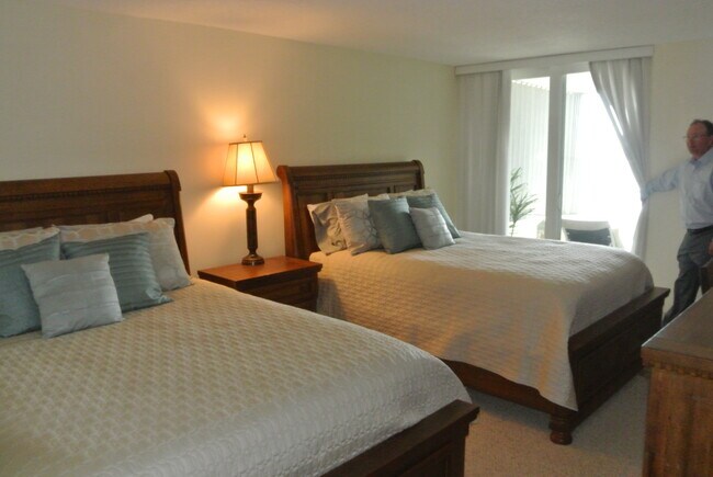 Bedroom 2 - 500 S Ocean Blvd