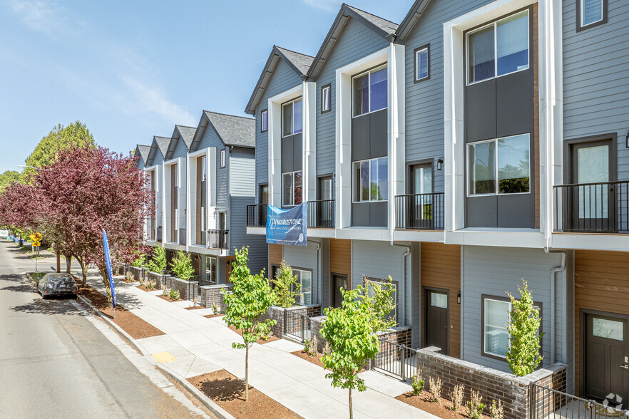 Primary Photo - Steeple Townhomes