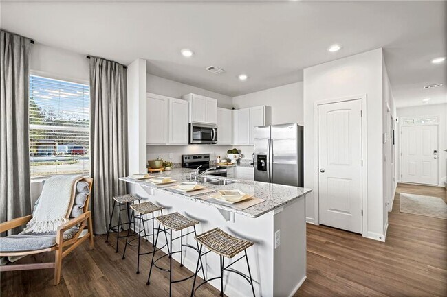 Building Photo - 13 Silverbell Ln NW