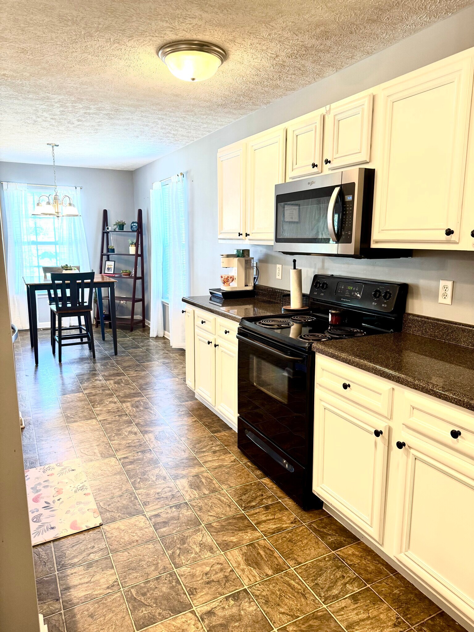 Building Photo - 408 Cedar Hollow Dr