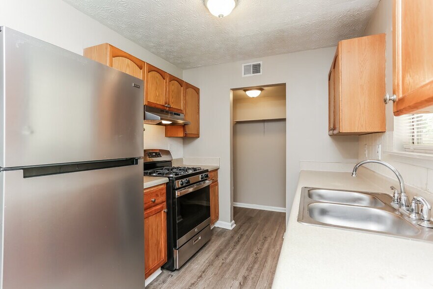 Building Photo - 806 Durham Crossing