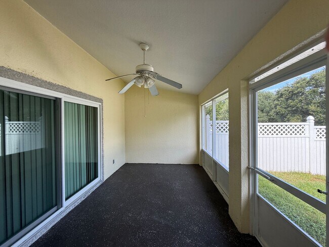 Building Photo - 8927 Courtyard Ln