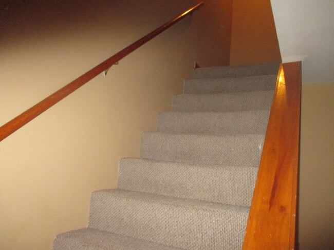 Building Photo - 314 Nichols St