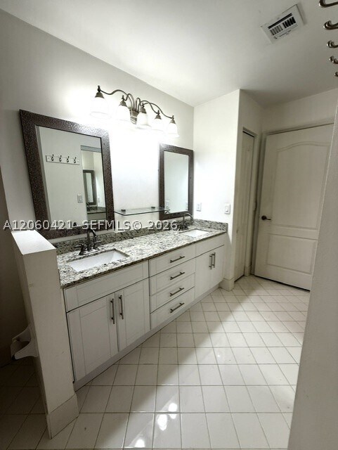 Building Photo - 11612 NW 50th Terrace