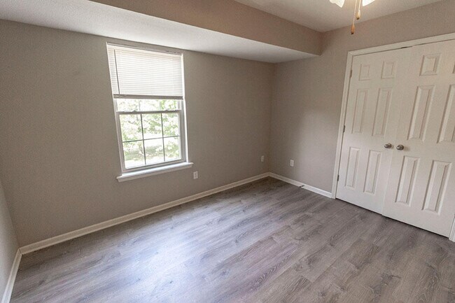 Building Photo - 4001 Snowy Owl Dr