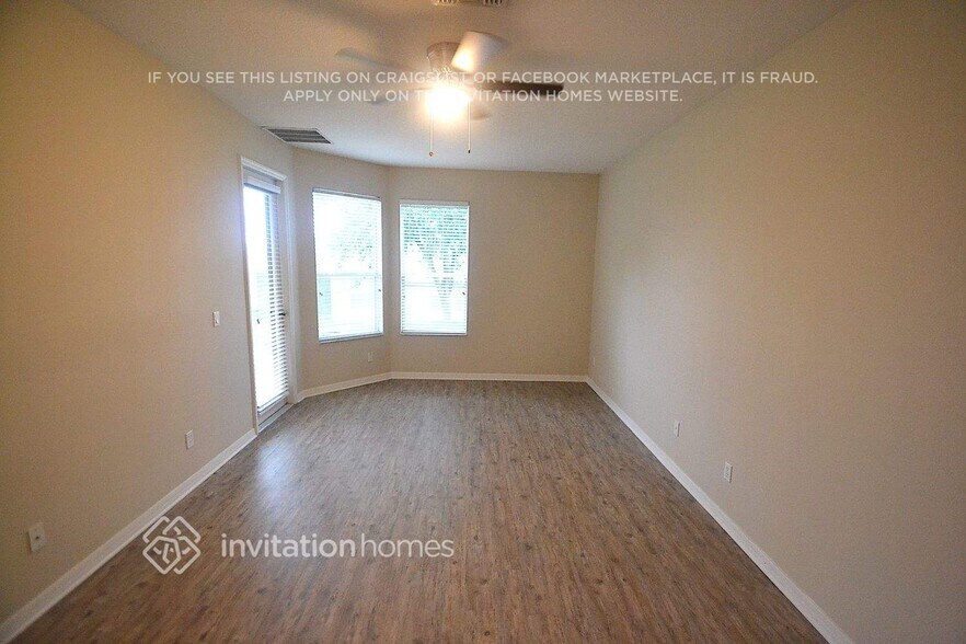 Building Photo - 12837 Cloverdale Ln