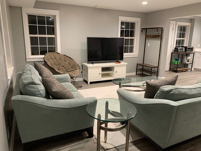 Main living area - 220 Drumcliff Ct