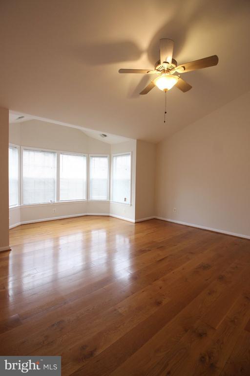 Building Photo - 46140 Cecil Terrace