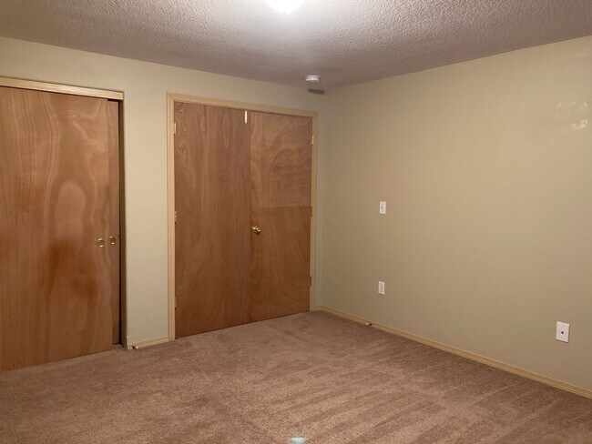 Building Photo - 2 Story Home in Lafayette - Showings Start 4/2