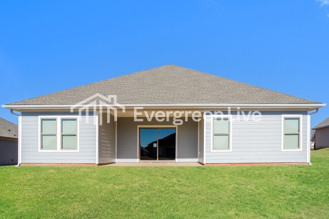 Building Photo - 106 Chain Bridge Circle