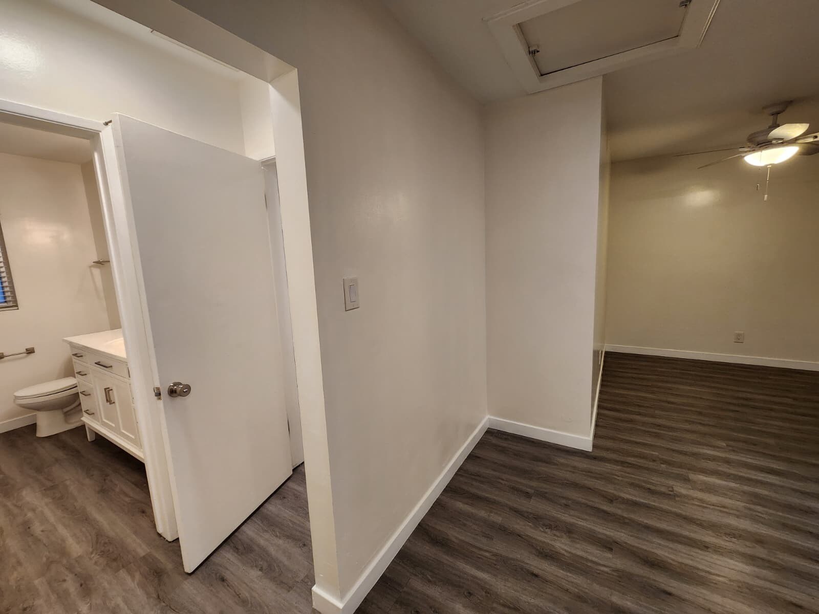 Building Photo - 701 S Osage Ave