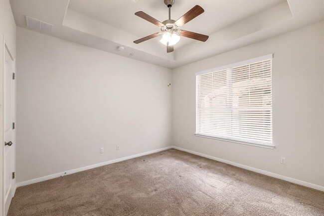 Building Photo - 7220 Wyoming Springs Dr