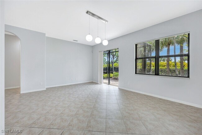 Building Photo - 1126 Medan Ct N